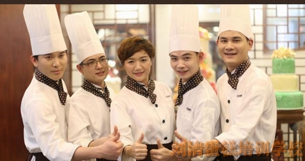 想成为烘焙达人，就来刘清广州烘焙培训班！