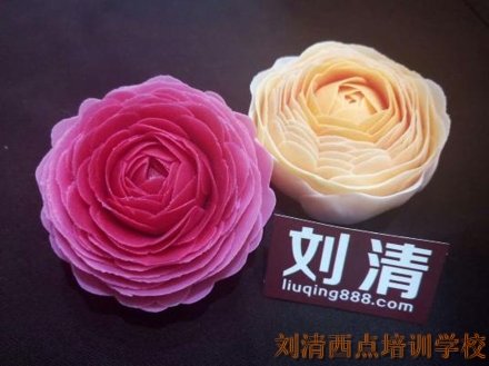 这么美的英式糖花，给我来一打！【翻糖蛋糕培训】