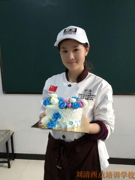 【惊为天人】刘清蛋糕西点培训学校如此炫技，考虑过别人的感受吗？