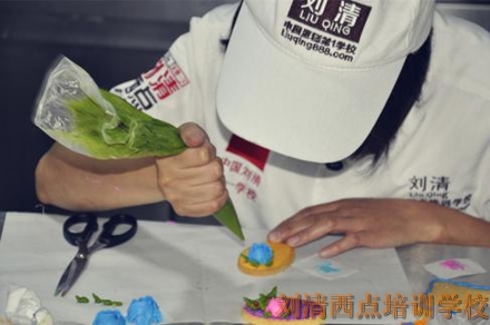 刘清蛋糕烘焙学校饼干居然可以美成这样，后悔知道得太晚了！