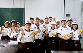 【刘清】广州西点培训学校邓福声老师